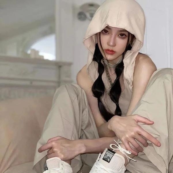 她和她的他们